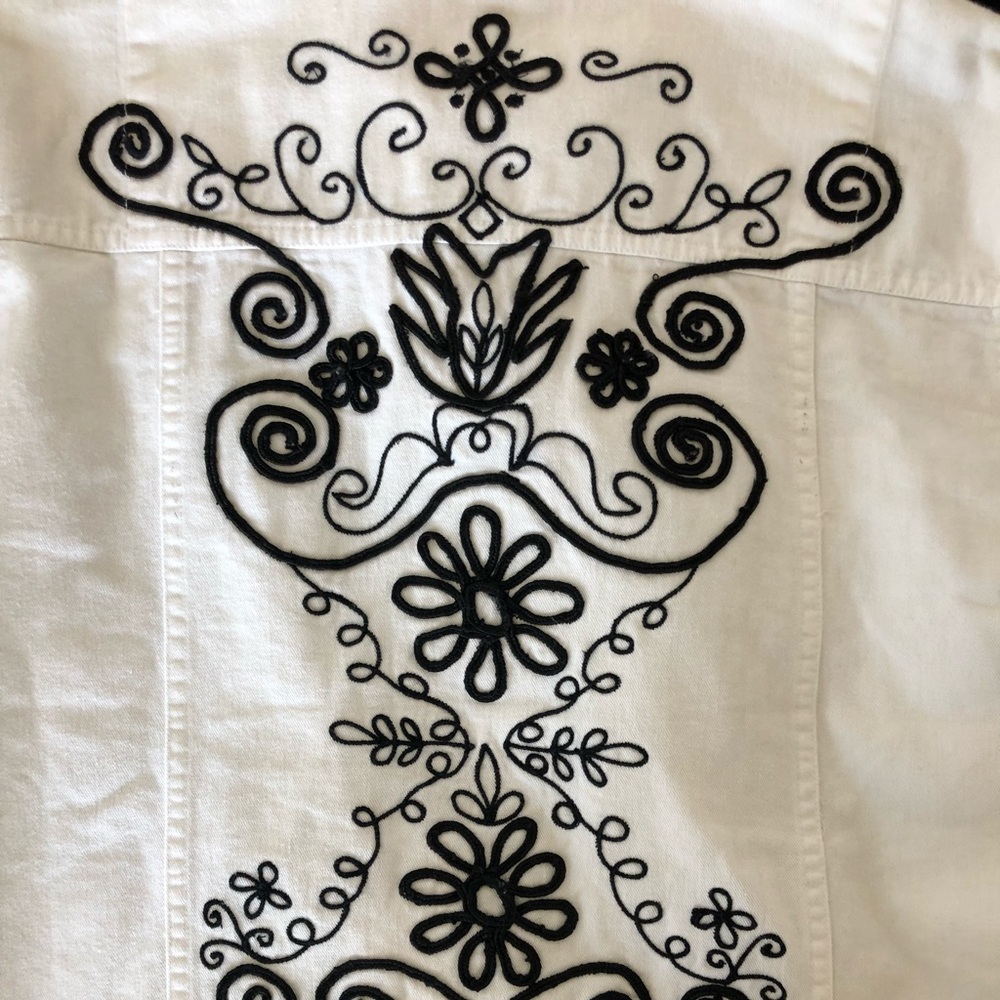 Chico’s Jacket - Picture 4 of 8
